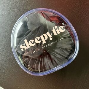 Black Satin Medium Sleeptie Heatless
Curls